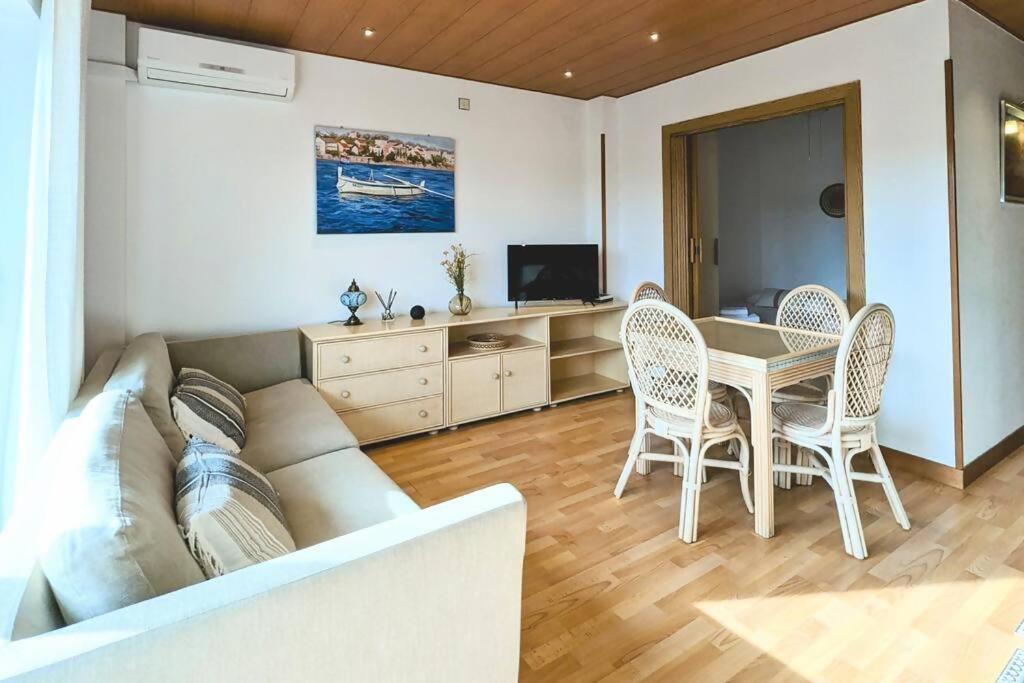 Apartamento Piscina En Platja Daro By Host&Joy Platja d'Aro Exterior photo
